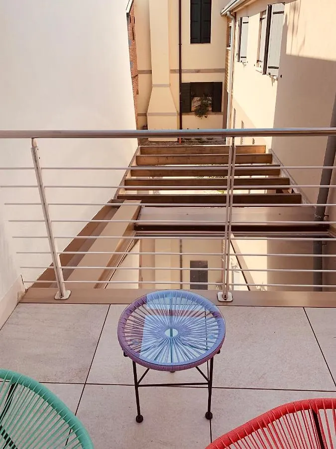 Interno 2 Este Centro