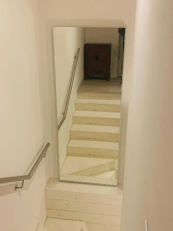 Interno 2 Este Centro
