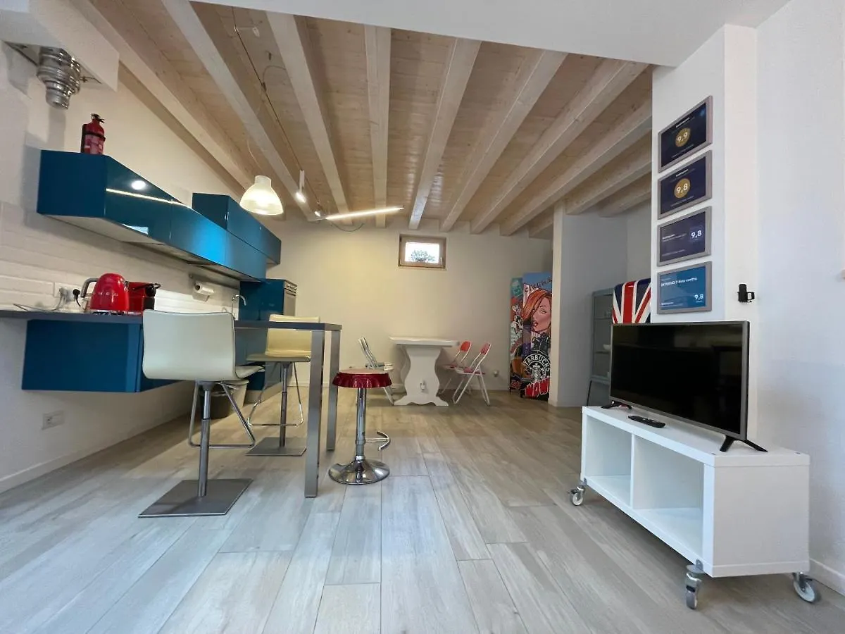 Interno 2 Este Centro